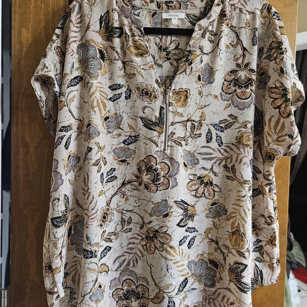 Maurices Floral Zip-Neck Blouse in Cream, Mustard & Black